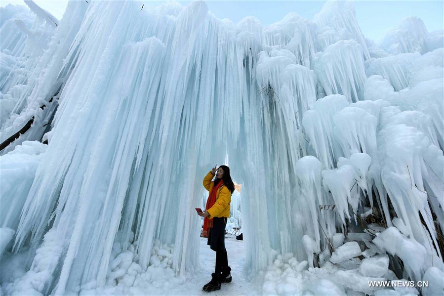 #CHINA-HEBEI-SHIJIAZHUANG-FROZEN WATERFALL (CN)