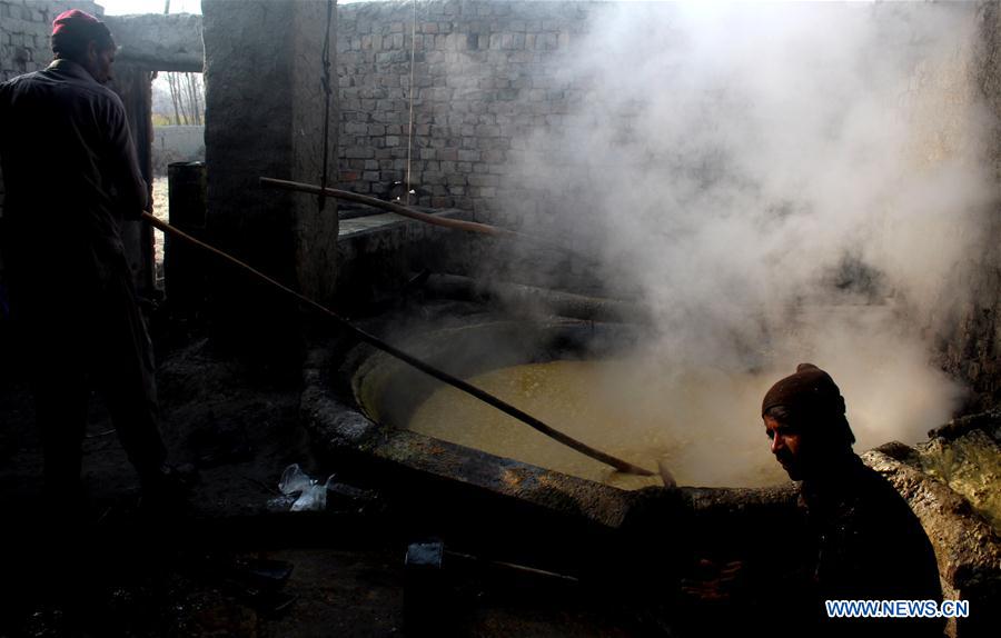 PAKISTAN-PESHAWAR-SUGAR BALLS