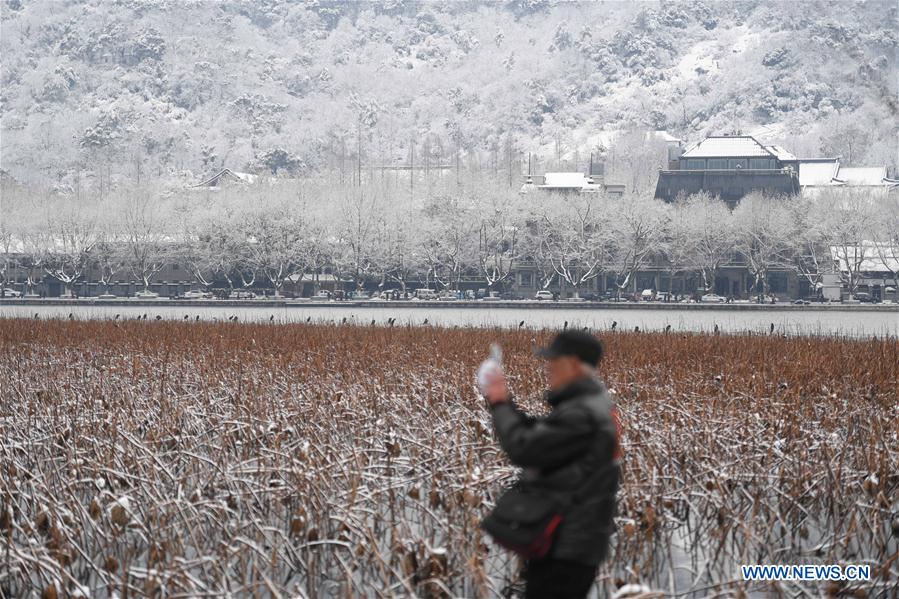 CHINA-ZHEJIANG-WEST LAKE-SCENERY (CN)