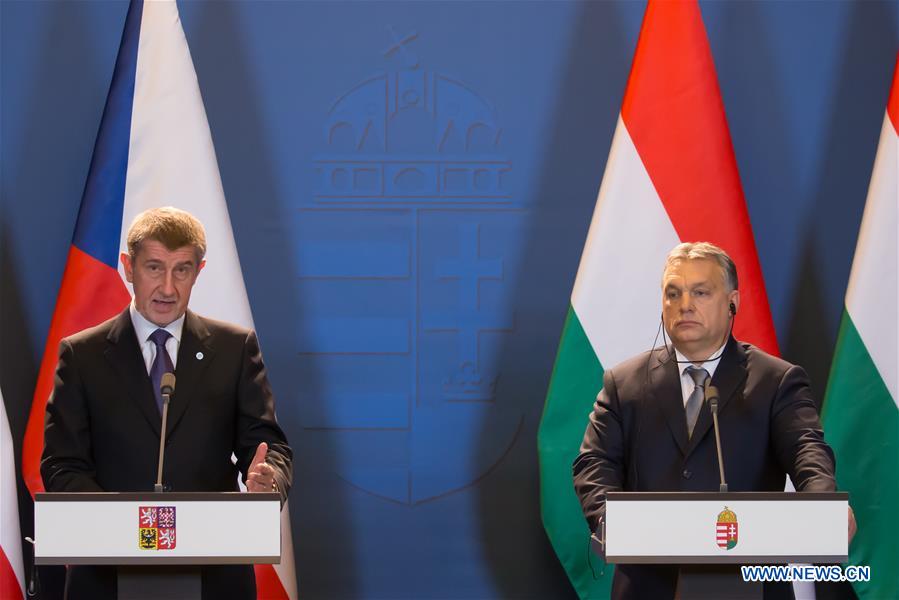 HUNGARY-BUDAPEST-CZECH REPUBLIC-PRIME MINISTERS-PRESS CONFERENCE