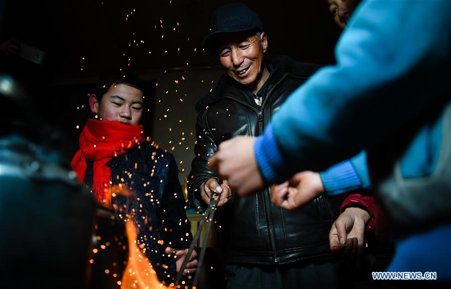 CHINA-SPRING FESTIVAL TRAVEL RUSH-MIGRATORY STUDENTS (CN)