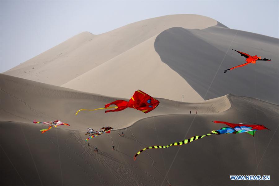 #CHINA-GANSU-DUNHUANG-KITE (CN)