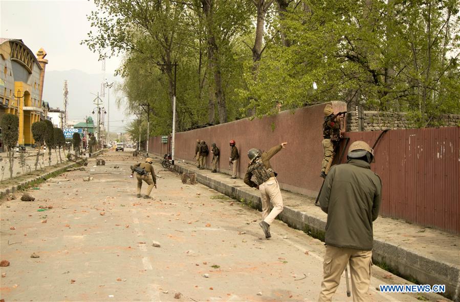 INDIAN-CONTROLLED KASHMIR-SRINAGAR-CLASHES