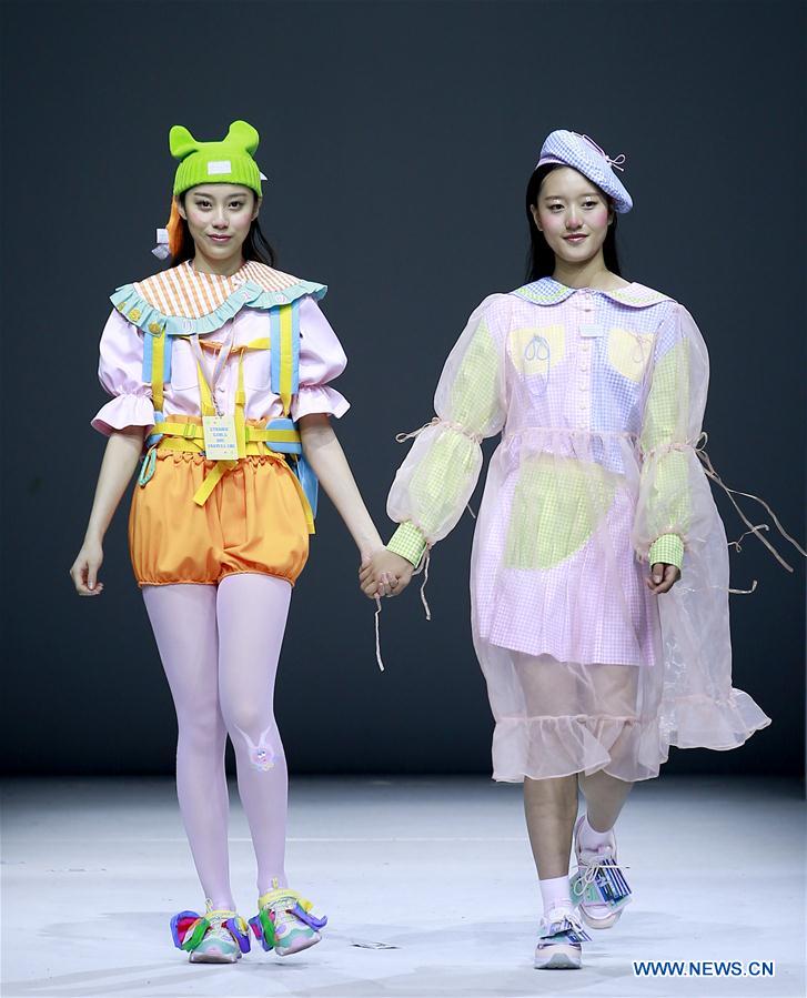 CHINA-BEIJING-GRADUATE FASHION WEEK (CN)