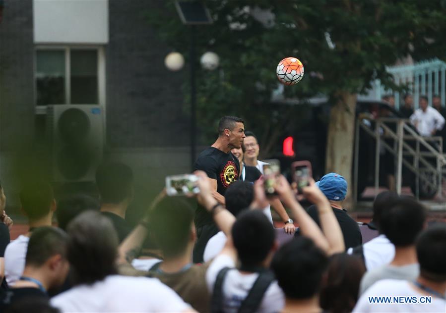 (SP)CHINA-BEIJING-SOCCER-CRISTIANO RONALDO