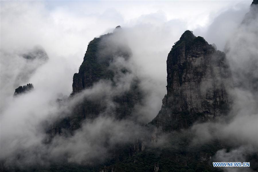 CHINA-GUANGXI-SHENGTANG MOUNTAIN-SCENERY (CN)