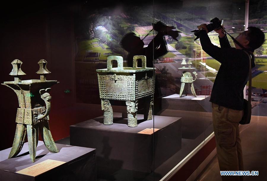 CHINA-HENAN-FUHAO TOMB-EXHIBITION (CN) 