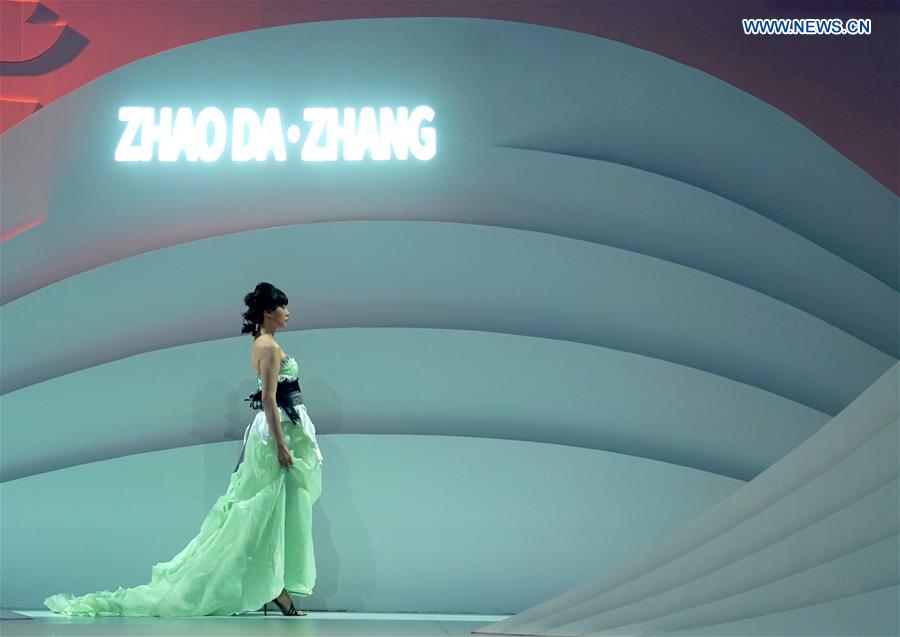 CHINA-HUBEI-WUHAN-FASHION WEEK (CN)