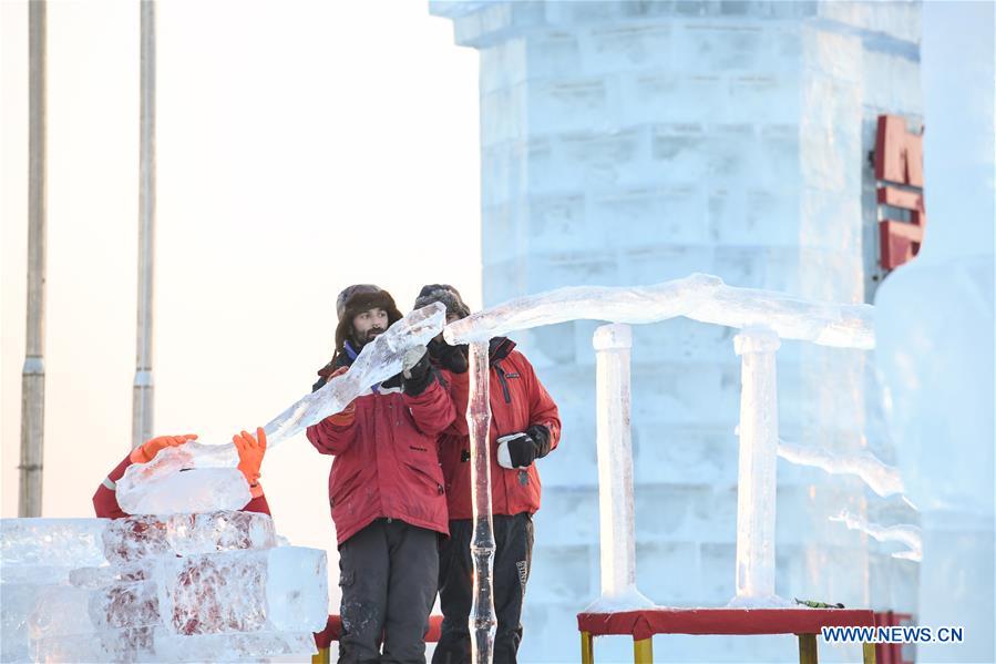 CHINA-HARBIN-ICE SCULPTURE-COMPETITION (CN)