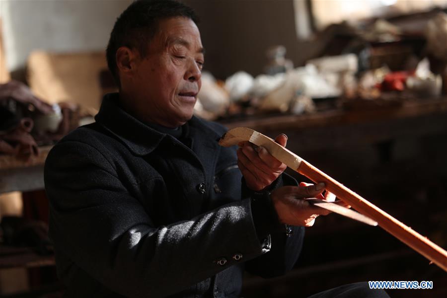 #CHINA-SHANDONG-LINYI-FOLK ERHU MAKER (CN)