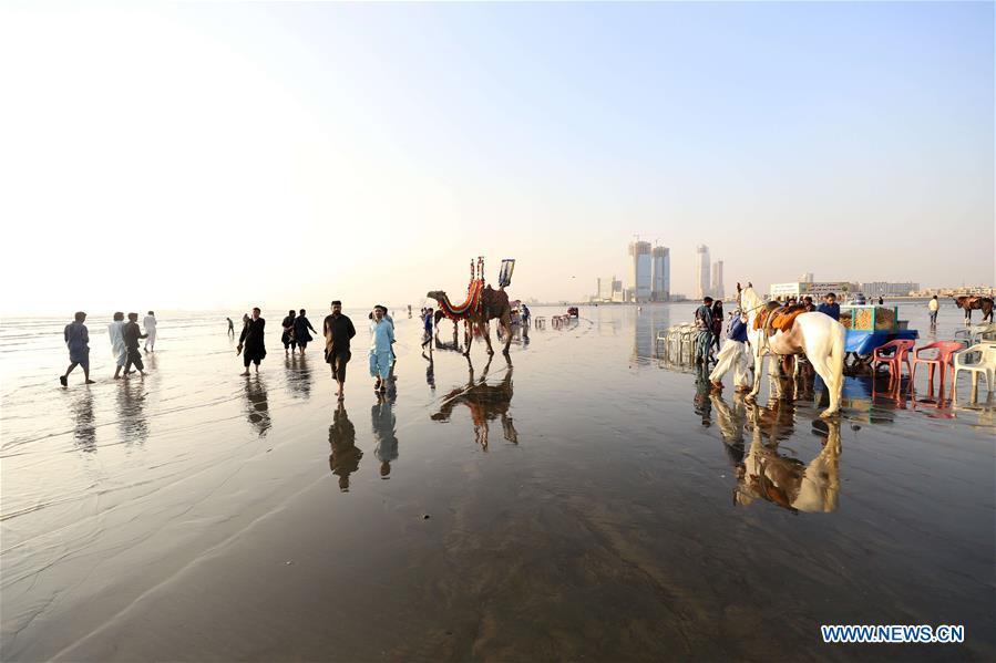 PAKISTAN-KARACHI-DAILY LIFE-BEACH