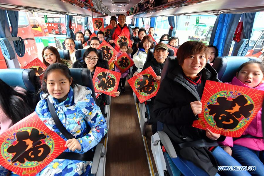 CHINA-TAIYUAN-SPRING FESTIVAL-TRAVEL RUSH--FREE COACH (CN)