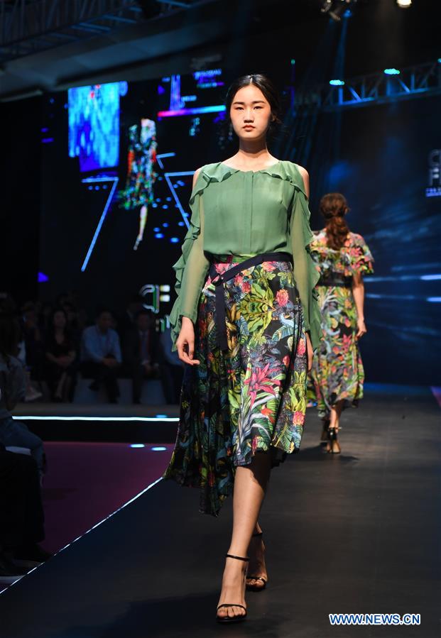 CHINA-GUANGZHOU-CANTON FAIR-FASHION WEEK (CN)