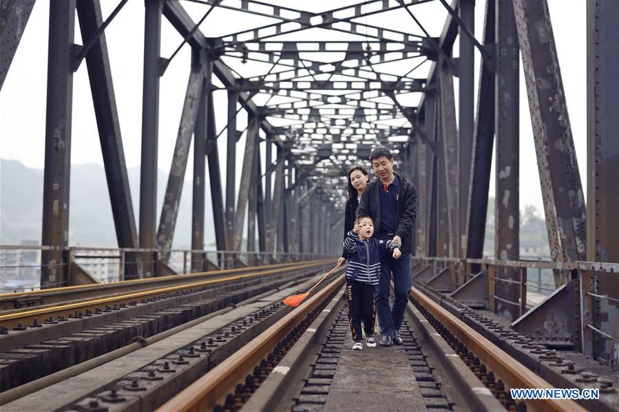 CHINA-CHONGQING-BAISHATUO YANGTZE RIVER RAILWAY BRIDGE (CN)