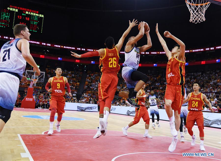 (SP)CHINA-QINGDAO-BASKETBALL-CHN VS AUS NBL