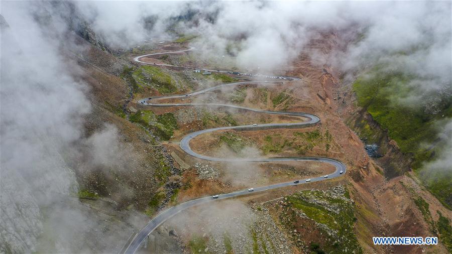 CHINA-XINJIANG-DUSHANZI-KUPA HIGHWAY-SCENERY (CN)