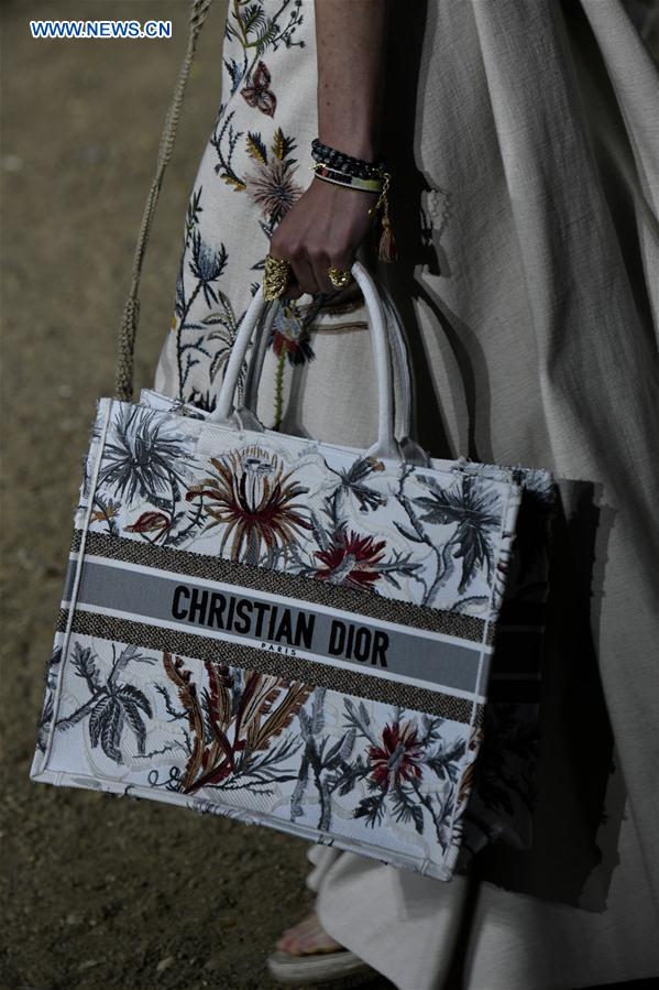 FRANCE-PARIS-FASHION WEEK-DIOR