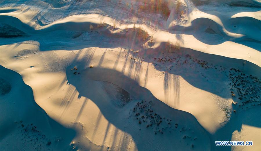 (InTibet)CHINA-TIBET-YARLUNG ZANGBO RIVER-WINTER SCENERY (CN)