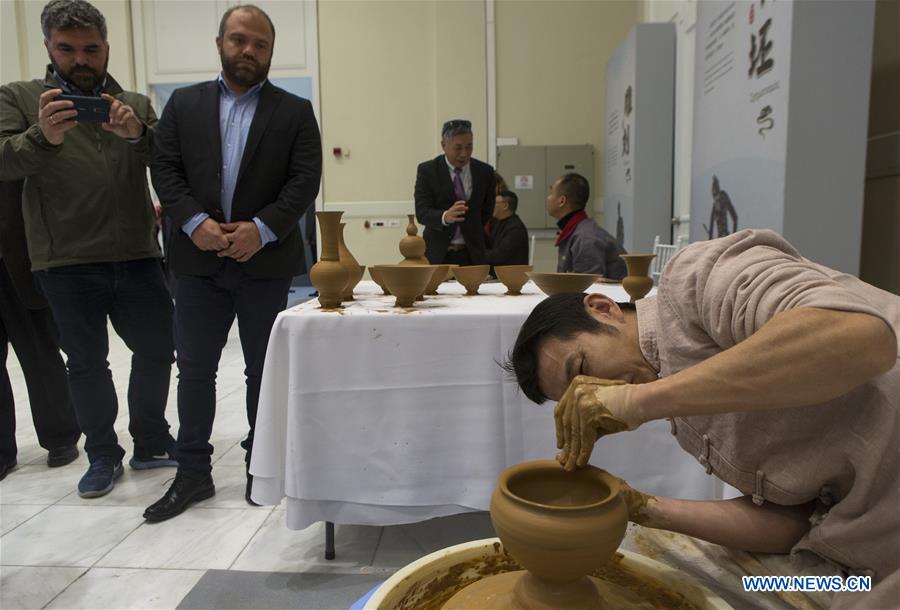 GREECE-ATHENS-CHINA-PORCELAIN-EXHIBITION