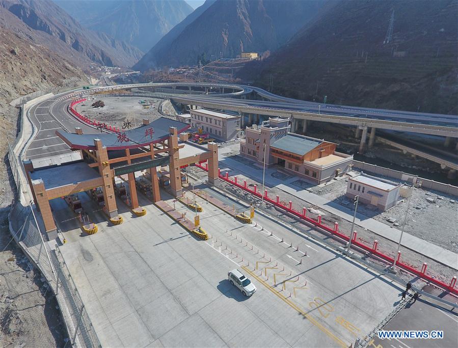 CHINA-SICHUAN-WENCHUAN-MAERKANG-EXPRESSWAY (CN)