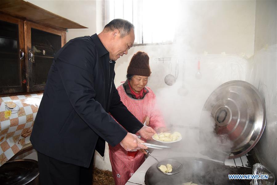 CHINA-SHANDONG-RIZHAO-LUNAR NEW YEAR EVE-MEAL (CN)