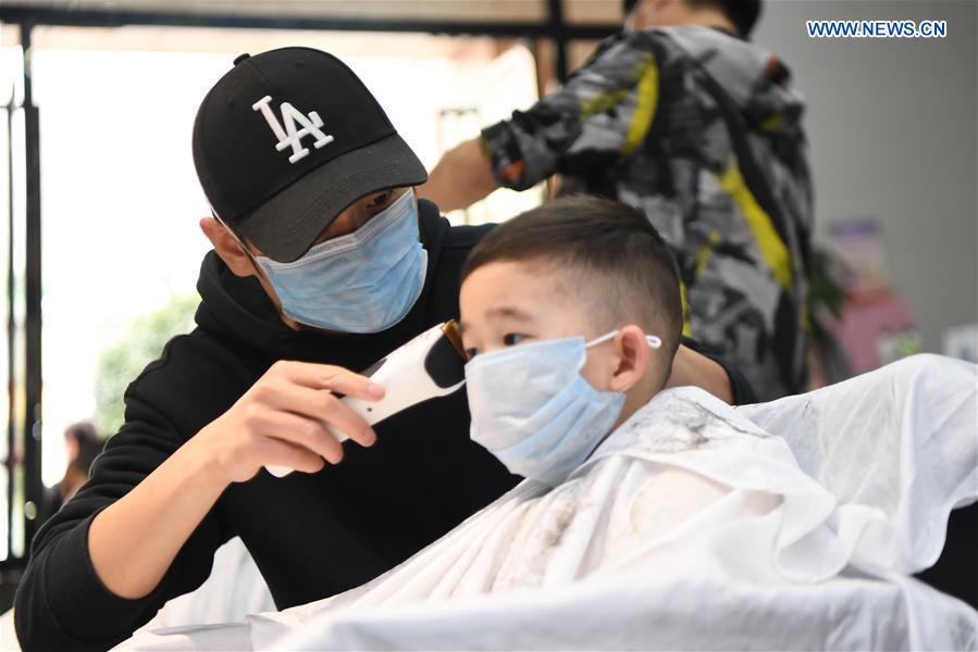 CHINA-HUNAN-CHANGSHA-LONGTAITOU DAY-HAIR CUT (CN)