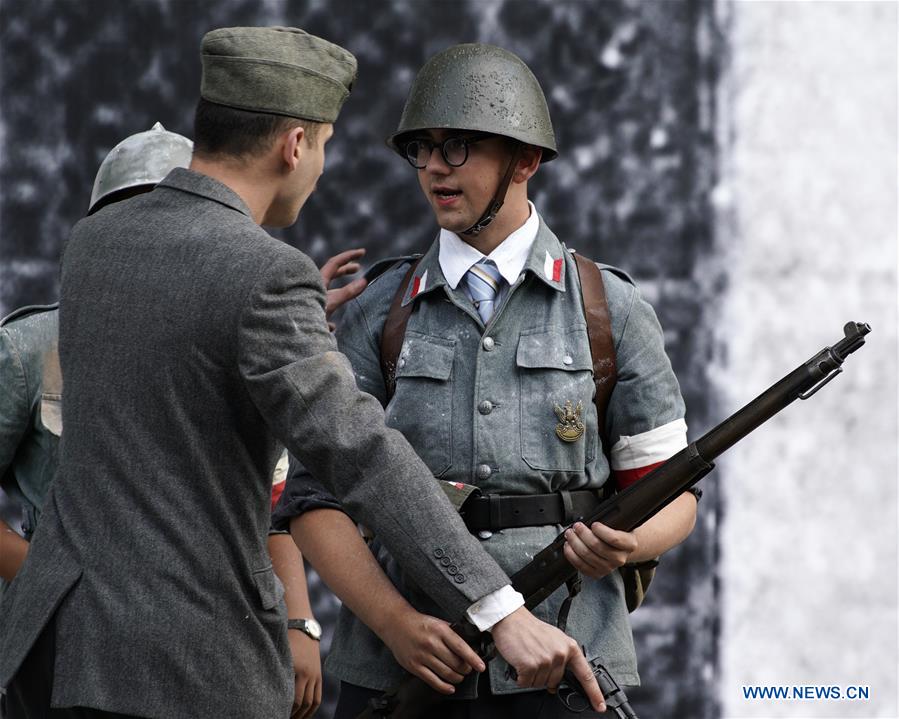 POLAND-WARSAW-RE-ENACTMENT-WARSAW UPRISING