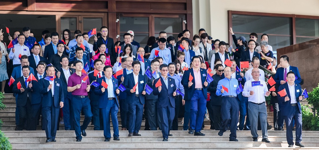 “2019中國企業(yè)家博鰲論壇”音樂紀錄片拍攝現(xiàn)場