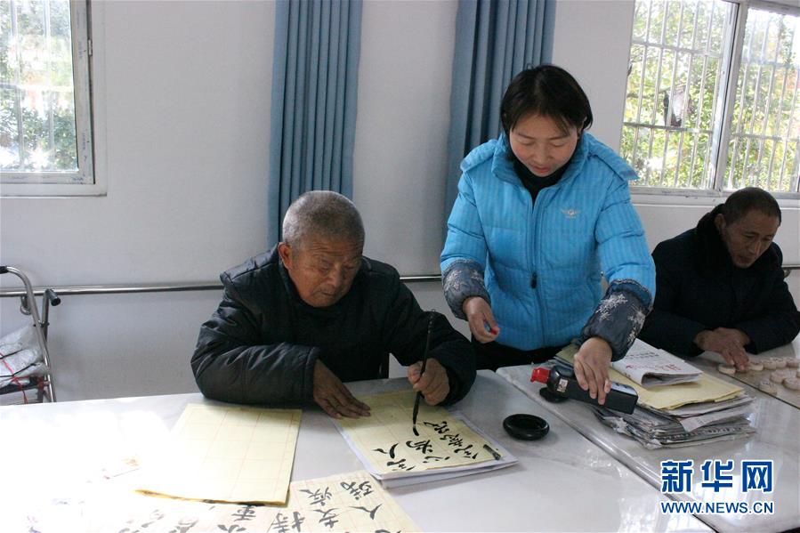 （在習近平新時代中國特色社會主義思想指引下——新時代新作為新篇章·總書記關(guān)切脫貧事·圖文互動）（3）醫(yī)療扶貧，照亮貧困家庭的明天