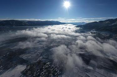 飛瞰大涼山雪景