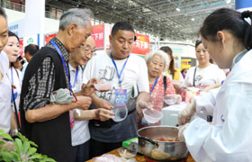 中國（潛江）國際龍蝦·蝦稻產(chǎn)業(yè)博覽會(huì)